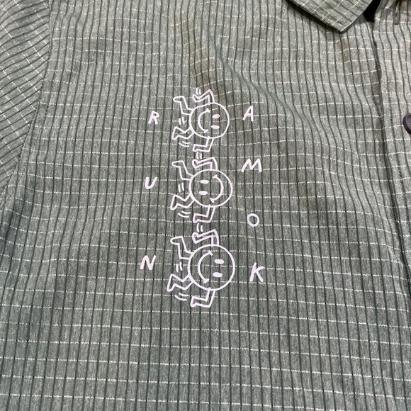 Roark Run Amok Bless Up Trail Shirt Green Grid Men’s M | Performance Travel - Picture 7 of 11